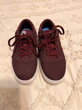 Nike Women’s Burgundy Mesh Low-Top Sneakers